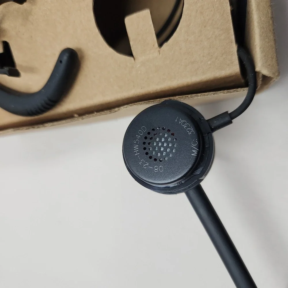 Plantronics good used